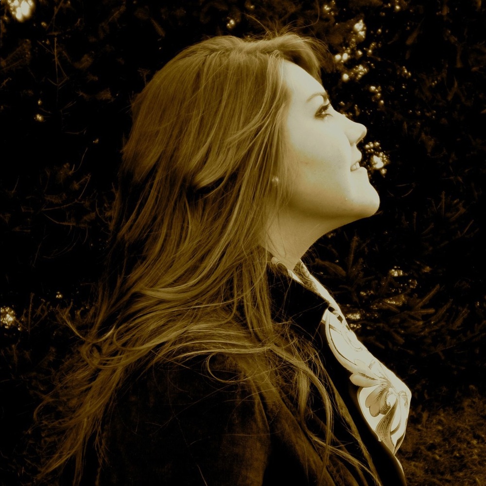 Meet your Posher, Alicia